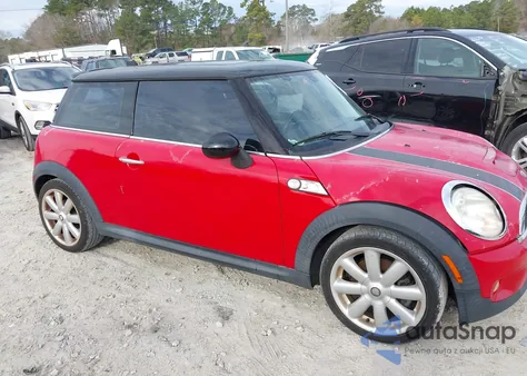 2007 Mini Cooper S z USA, uszkodzony, nr VIN WMWMF73517TL87941